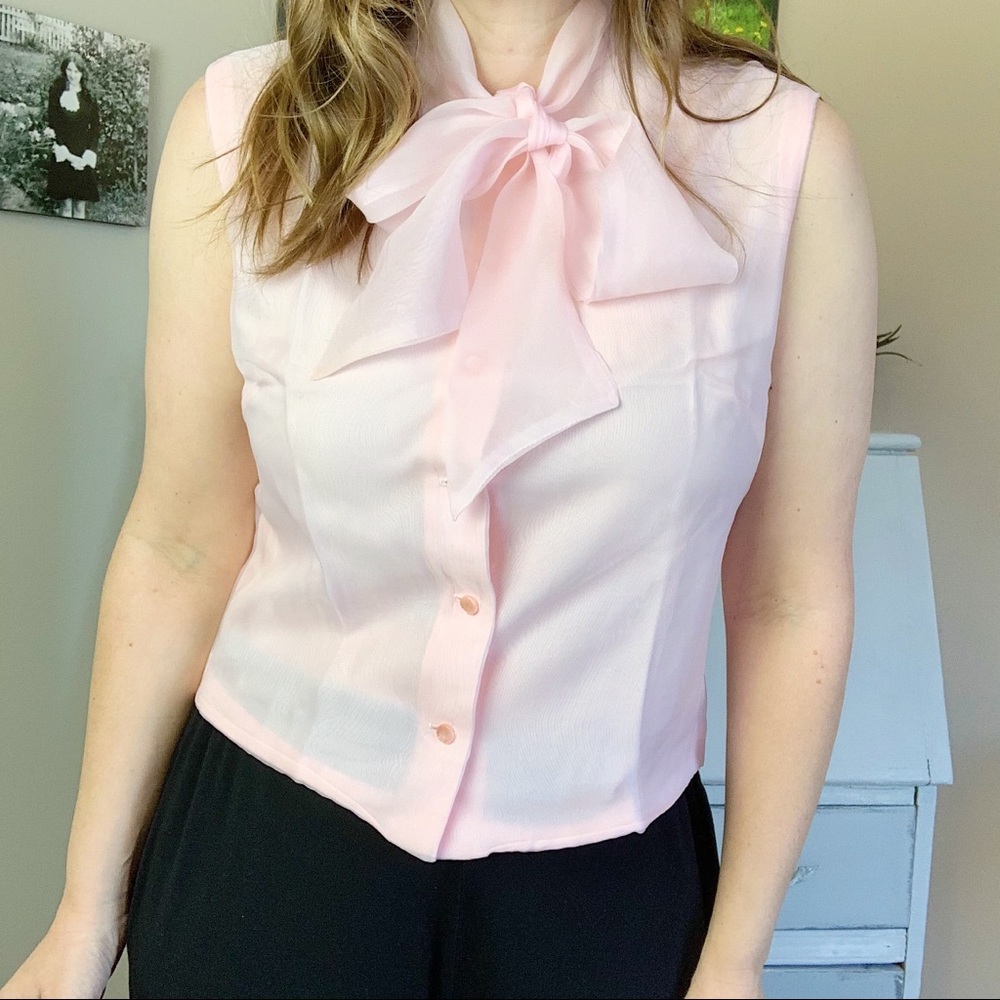 Vintage Pink Sleeveless Blouse with Bow
